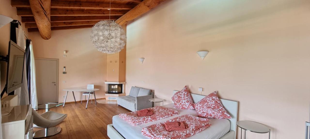 Casa Romantica Colico Kültér fotó